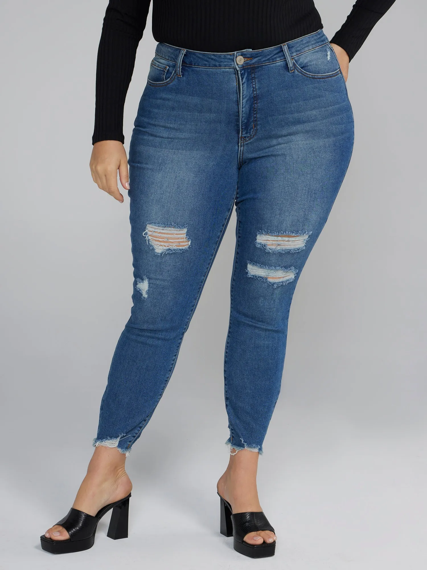 Chewed Hem Destructed Skinny Fit Jeans