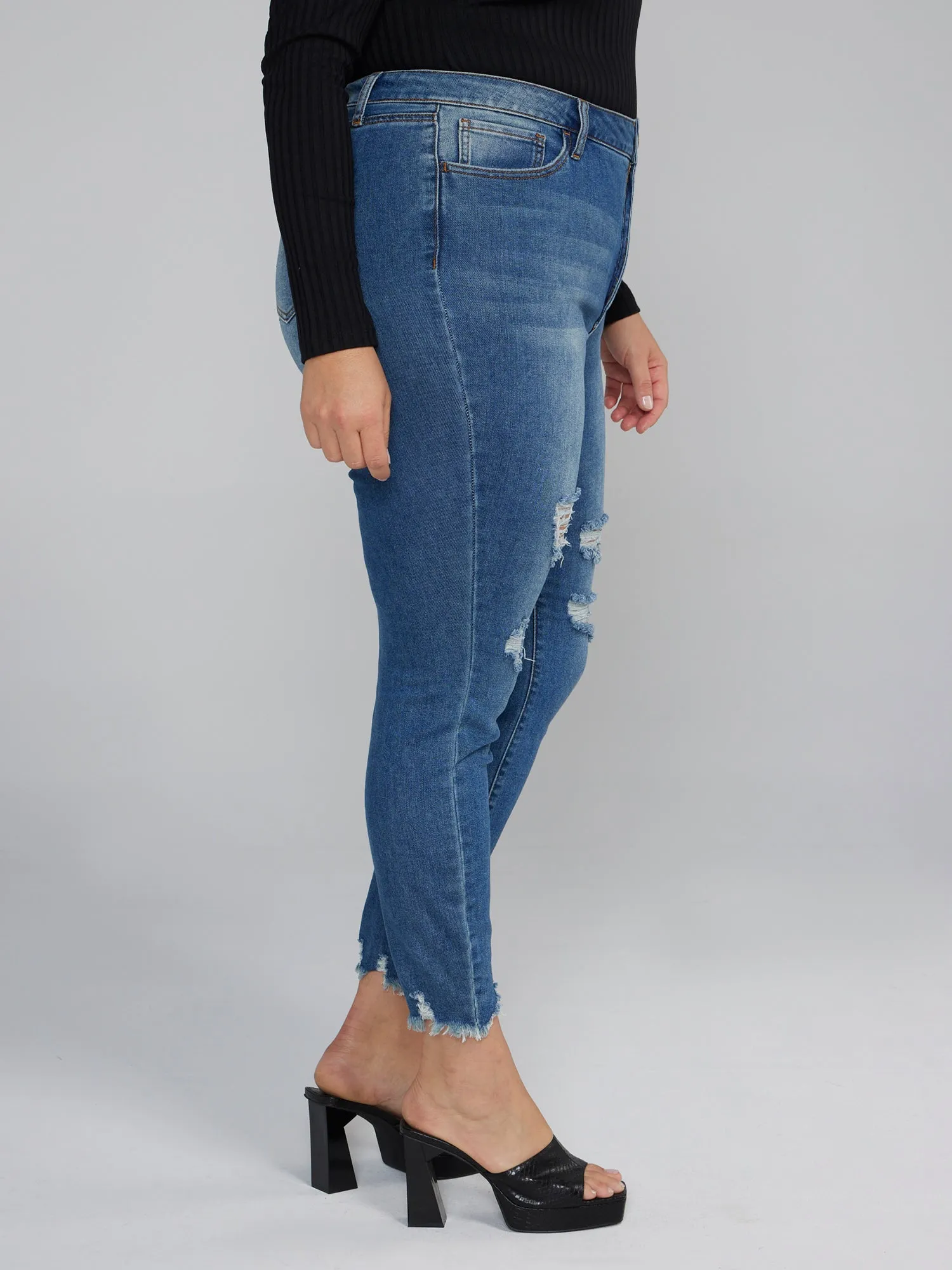 Chewed Hem Destructed Skinny Fit Jeans