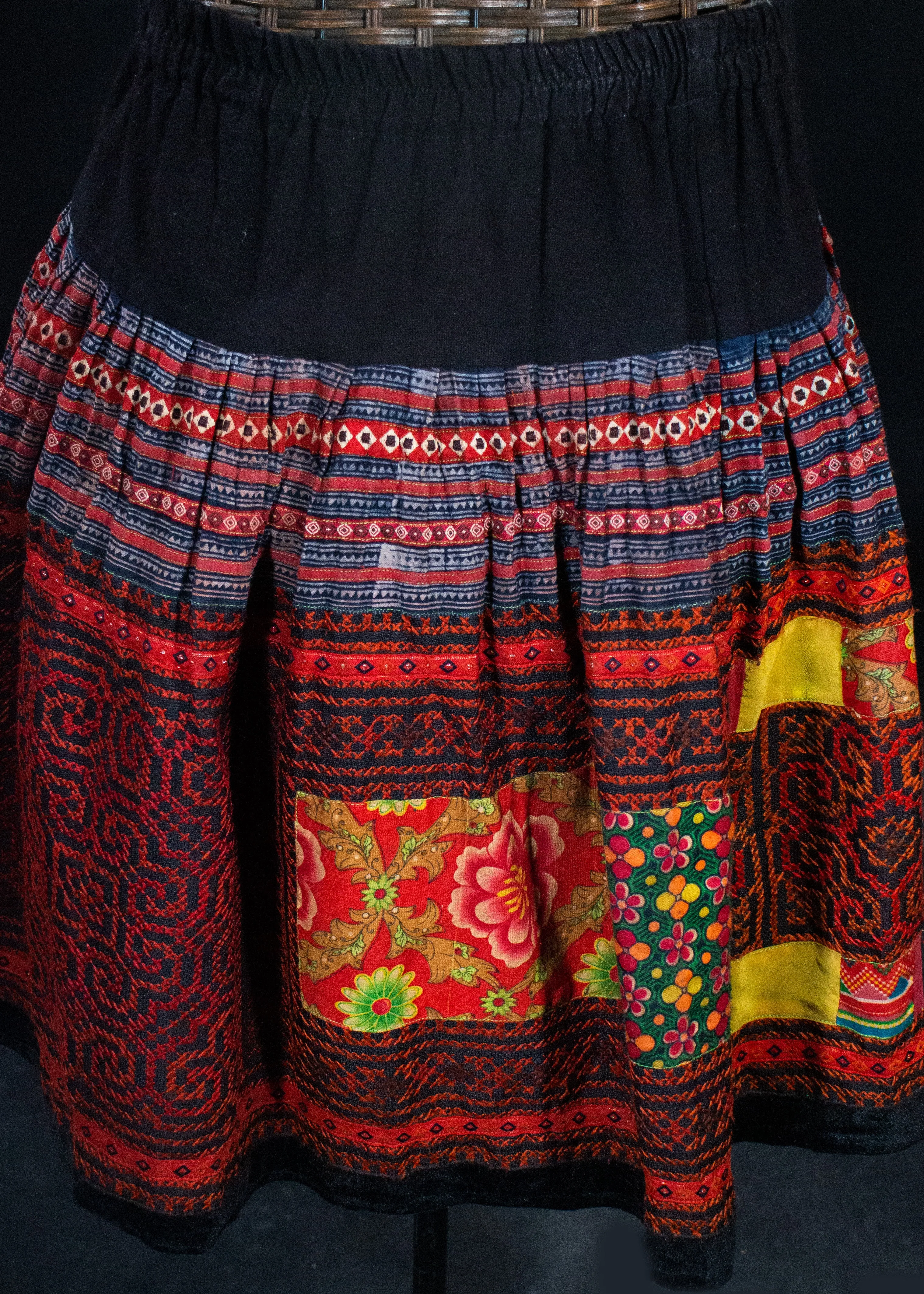 Hmong Style Thai Skirt by Hogo Natsuwa